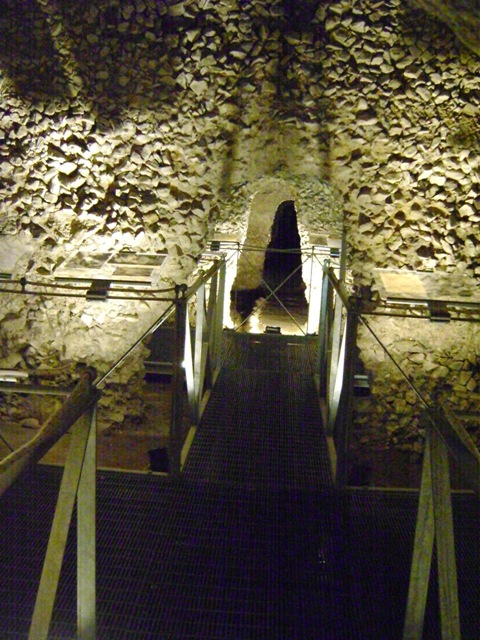 Cisterne romane di Piazza del Popolo