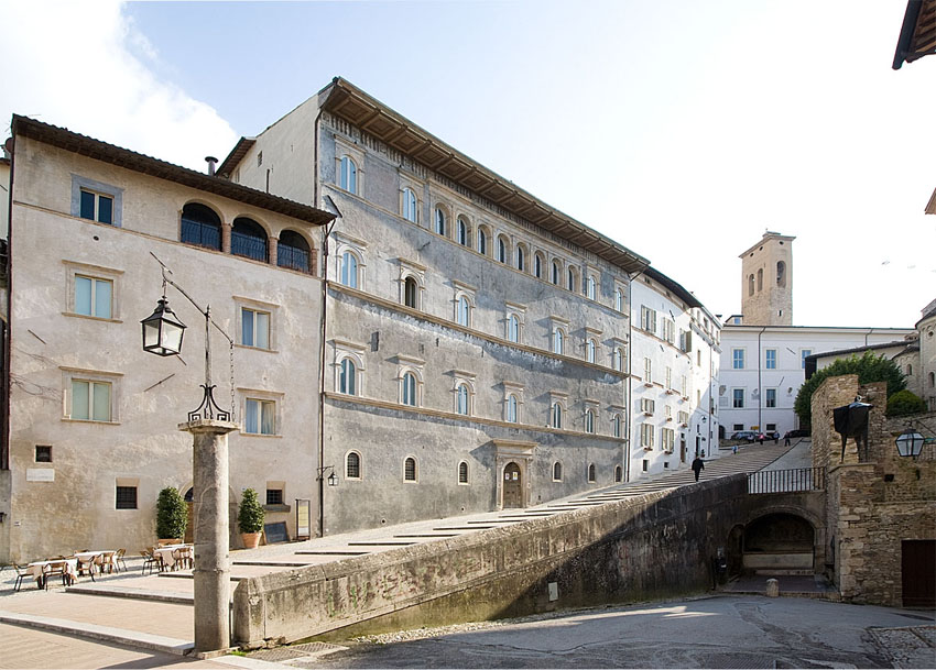 Palazzo Racani Arroni