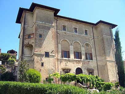 Palazzo Farrattini