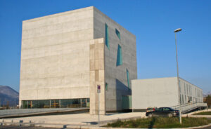 Foligno e Gibellina: un cubo e una sfera