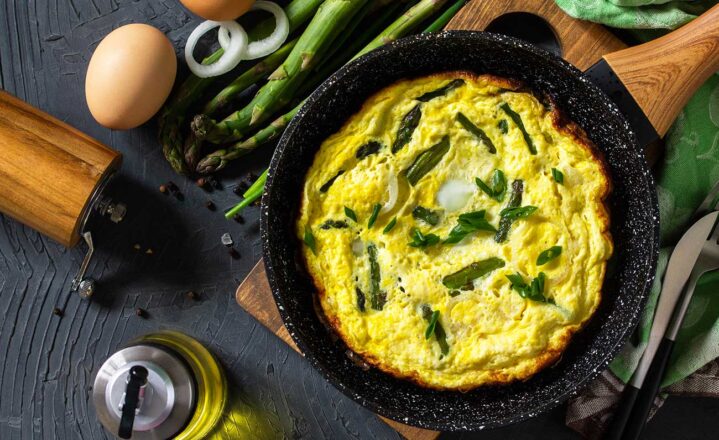 Frittata con asparagi selvatici