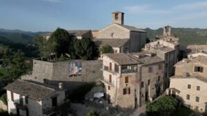 Umbria Film Festival, strade e piazze del borgo si trasformano in un cinema a cielo aperto