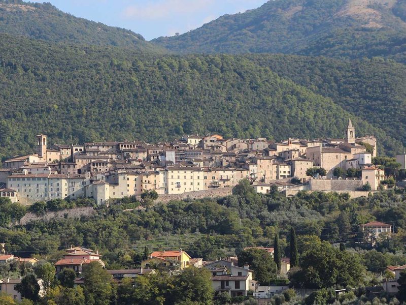 Stroncone, il borgo medievale che rappresenta l’Umbria in televisione